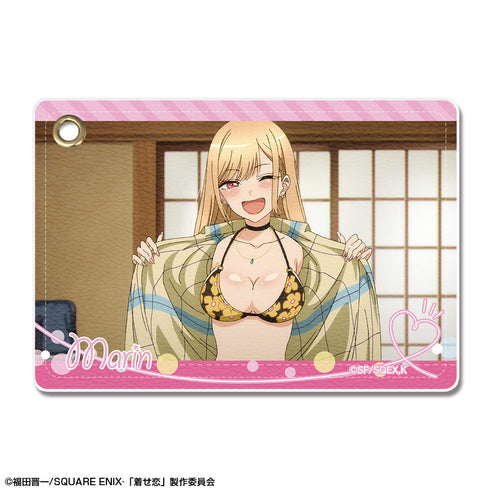 『その着せ替え人形(ビスク・ドール)は恋をする』レザーパスケース Ver.2 デザイン01(喜多川海夢/A)【202510再販】